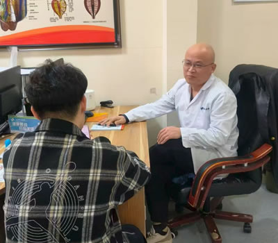 两江新区|男科医师高朋磊：守护男性健康，专业男科诊疗
